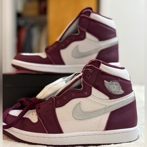 Air Jordan 1 Retro High OG “Bordeaux”